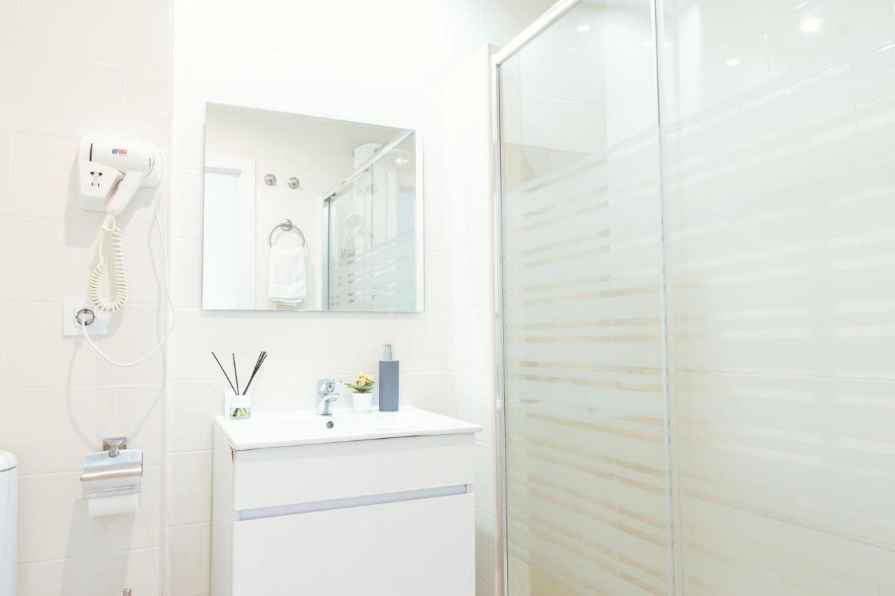 Apartamento Con Encanto En Patio Sevillano Екстериор снимка