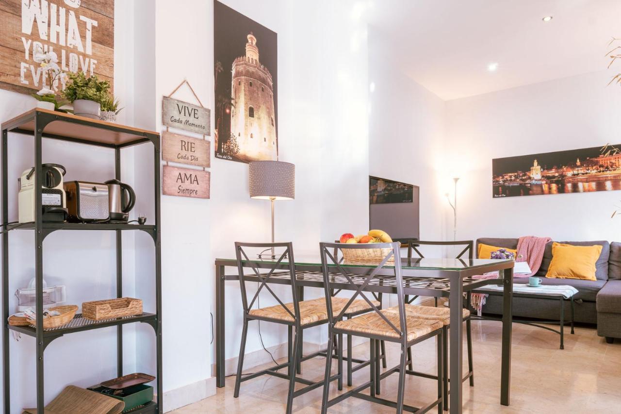 Apartamento Con Encanto En Patio Sevillano Екстериор снимка